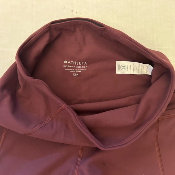 Athleta Inclination Athletic Moto Tight leggings in Antique Burgundy Sz-XSP. H15 - Picture 7 of 12